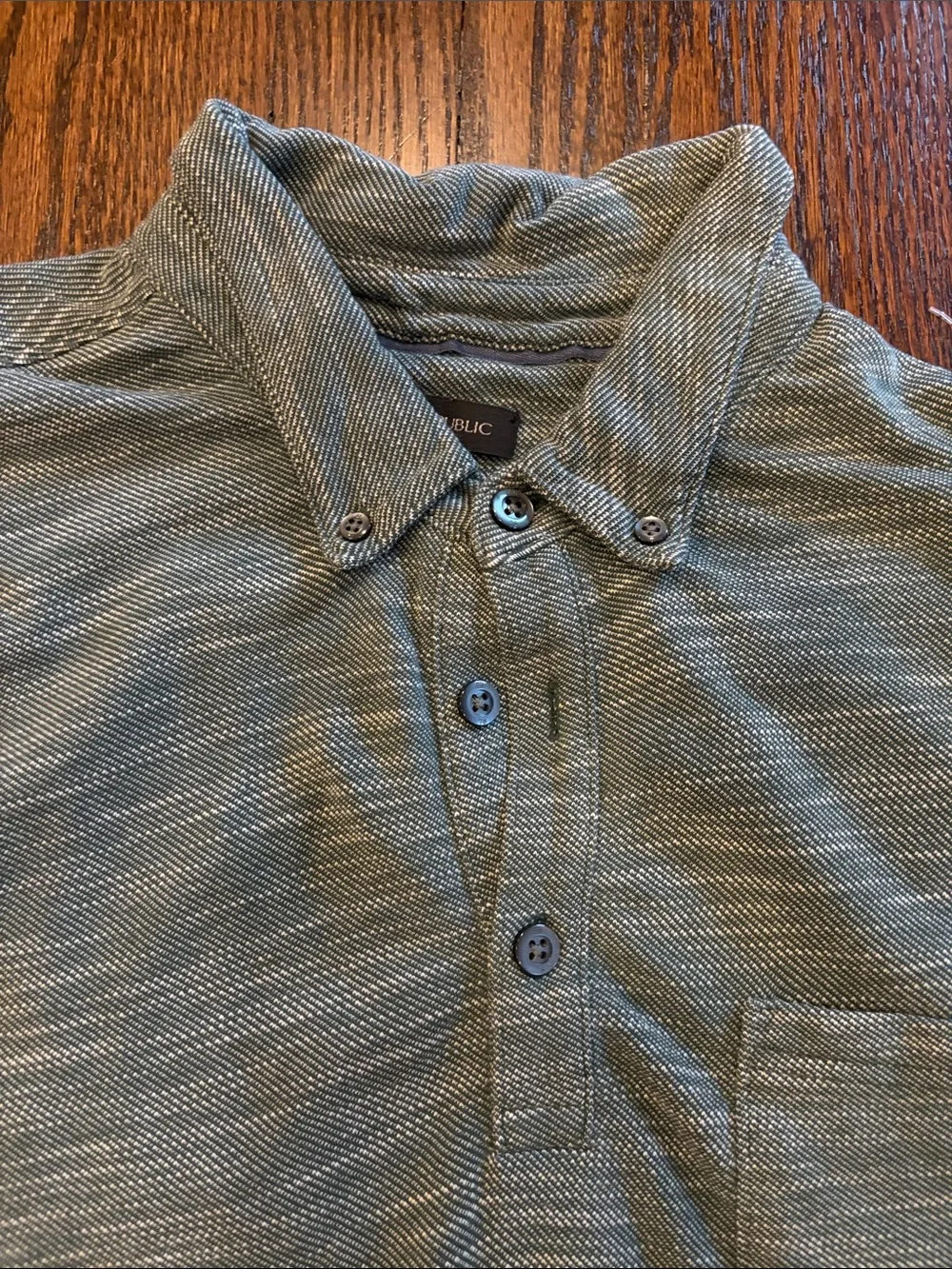 Banana Republic Men's Casual Green Heathered Polo Shirt